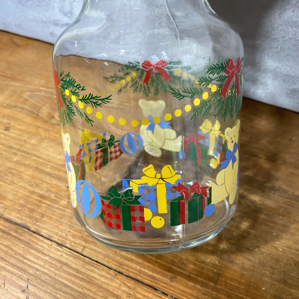 Corelle Coordinates Christmas Teddy Bear Glass Carafe Pitcher 1.7L 56oz Corning